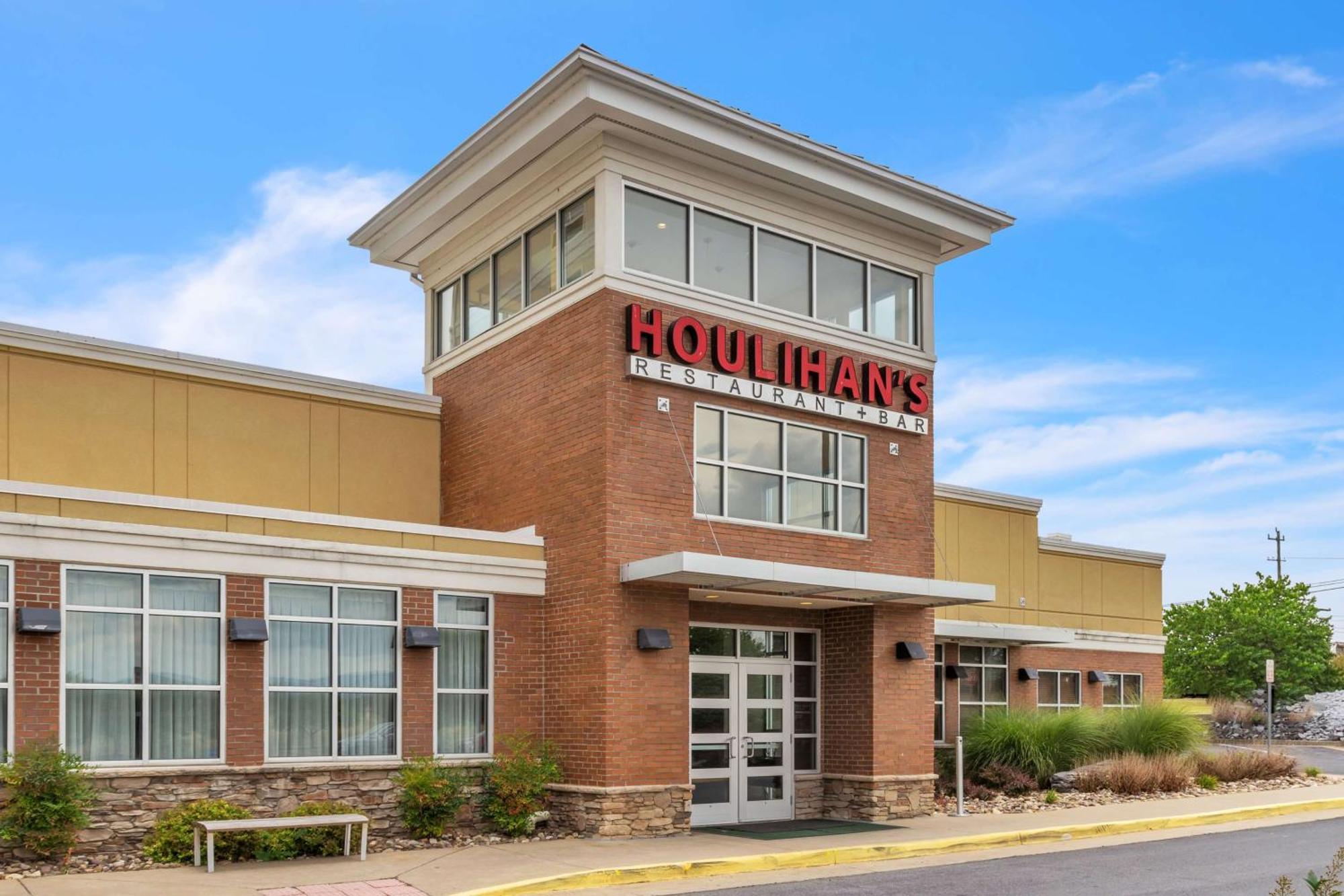 Doubletree By Hilton Front Royal Blue Ridge Shadows Hotel Ngoại thất bức ảnh