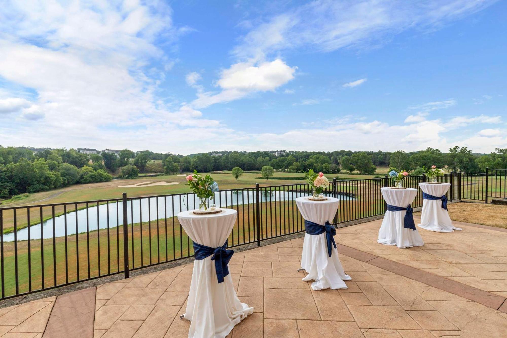 Doubletree By Hilton Front Royal Blue Ridge Shadows Hotel Ngoại thất bức ảnh